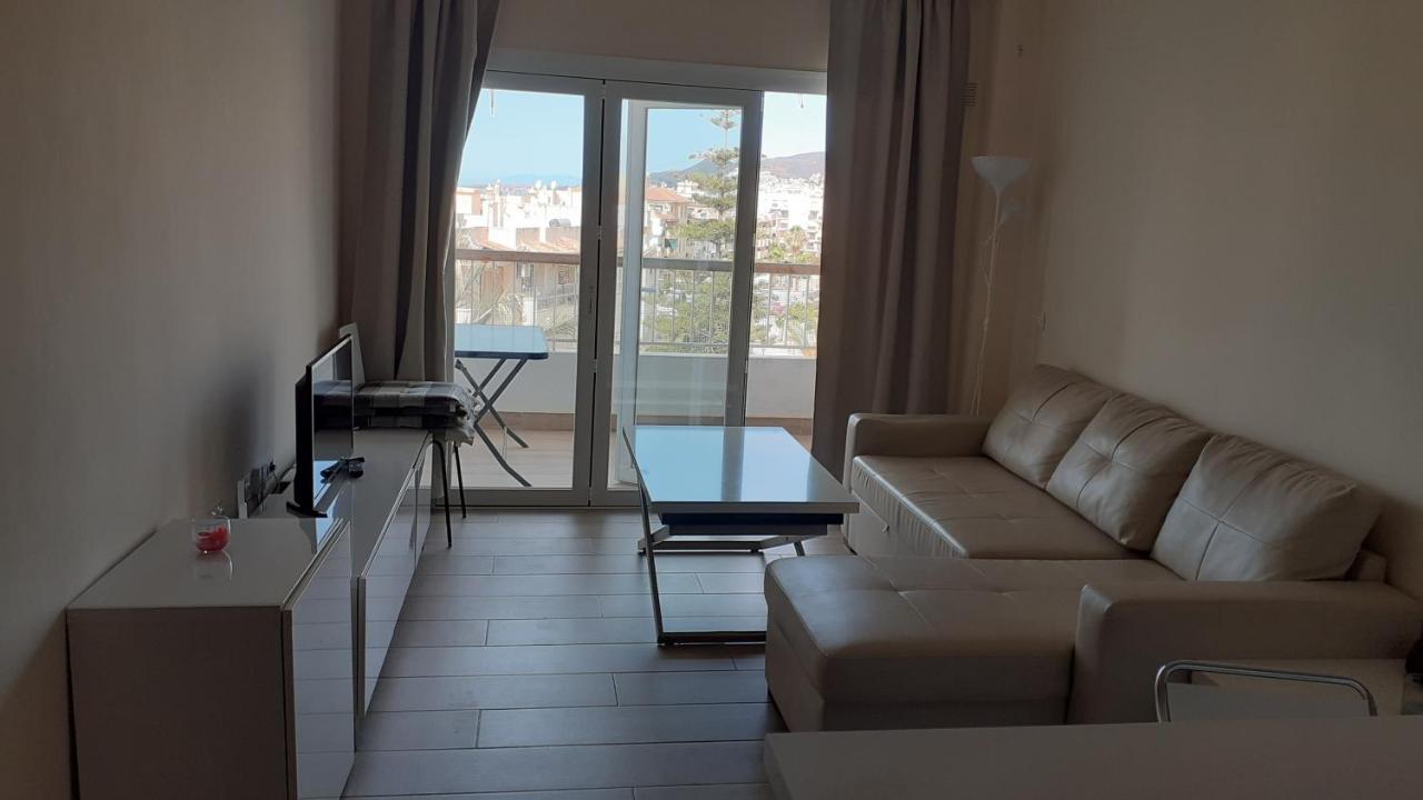 Apartamento Amplío piso al lado de la playa en Nerja Exterior foto